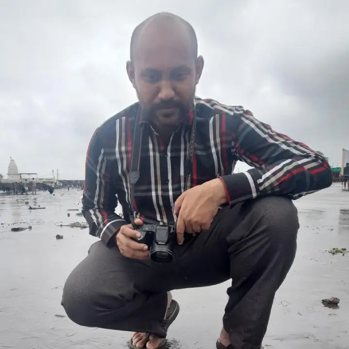 Dr. S R Ganesh